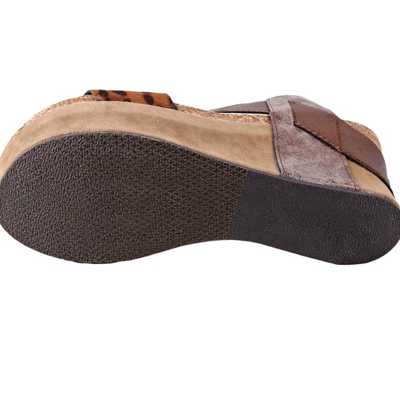 Pierre Dumas Platform Wedge Open Toe Sandals - Picture 5 of 5